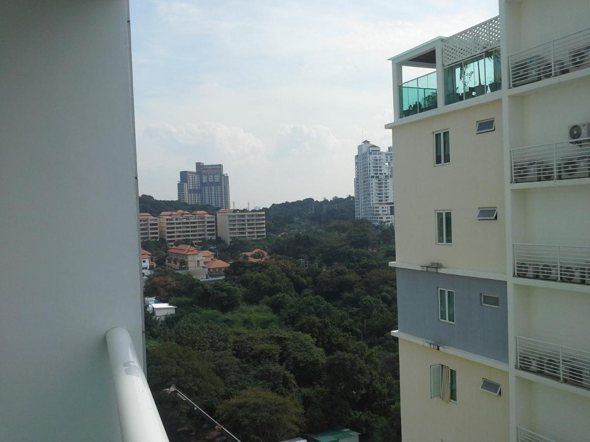 Cosy Beach View Apartments パッタヤー エクステリア 写真