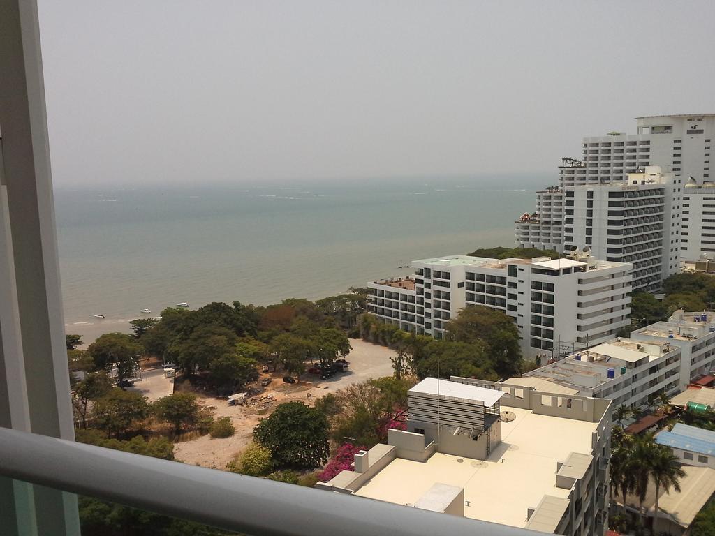Cosy Beach View Apartments パッタヤー エクステリア 写真