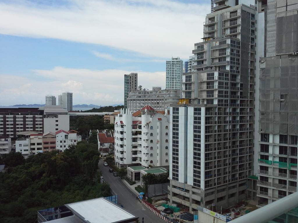 Cosy Beach View Apartments パッタヤー エクステリア 写真