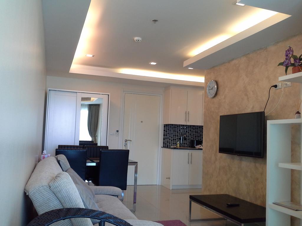 Cosy Beach View Apartments パッタヤー エクステリア 写真